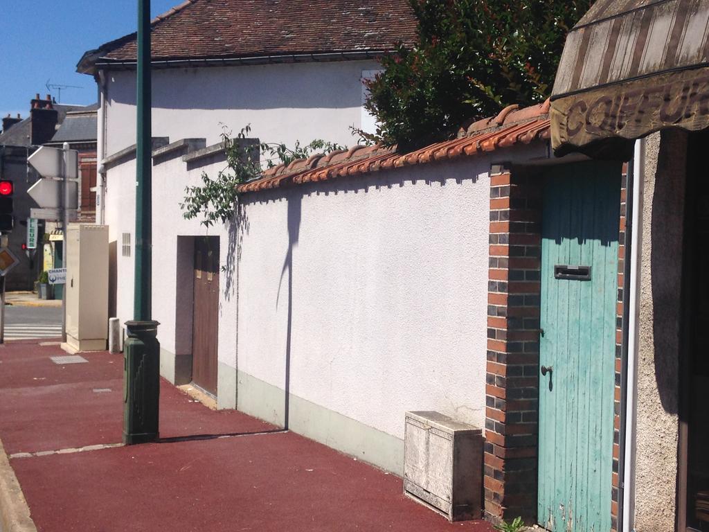 Kasaloc Appartement Maintenon Buitenkant foto