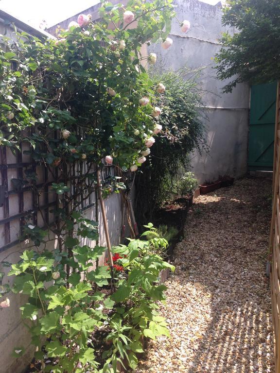 Kasaloc Appartement Maintenon Buitenkant foto